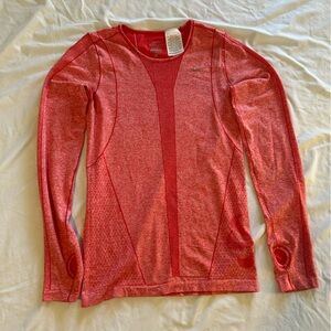 Nike colorful Red Long Sleeve athletic Women's Top size small
